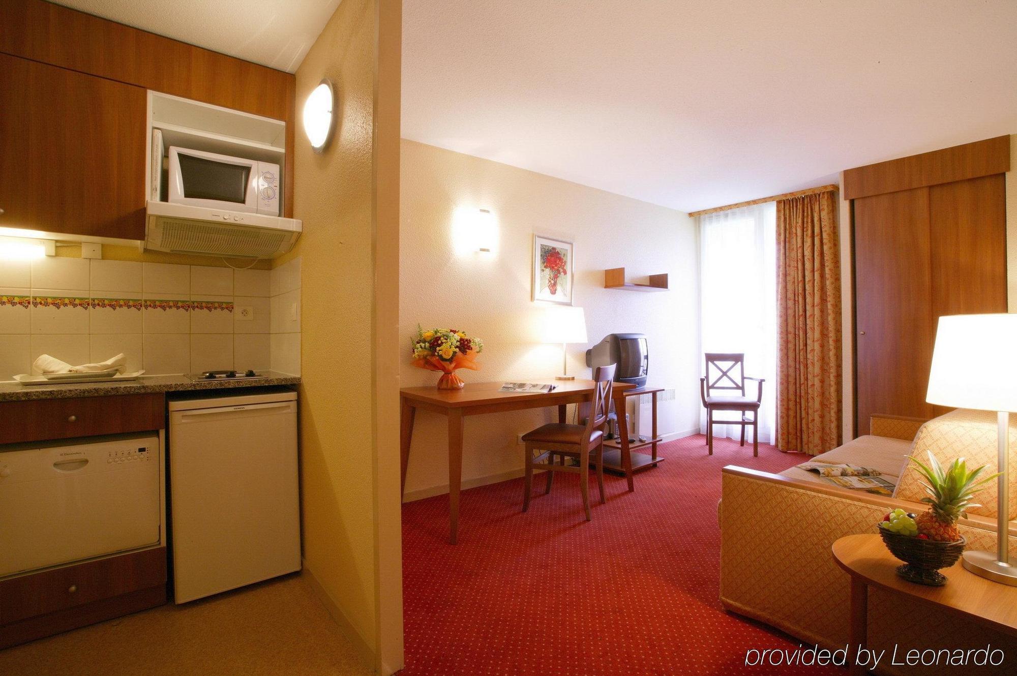 Citadines Centre Meriadeck Bordeaux Room photo