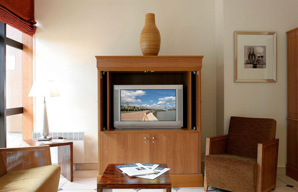 Citadines Centre Meriadeck Bordeaux Room photo